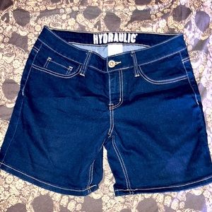 NWT Hydraulic Junior’s 11/12 Jean Shorts